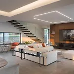 Panoramica: Luxury Seaside Retreat Near Labin-rabac