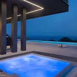 Vila Panoramica: Luxury Seaside Retreat Near Labin-rabac Koromacno