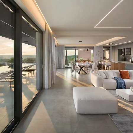 Panoramica: Luxury Seaside Retreat Near Labin-rabac *