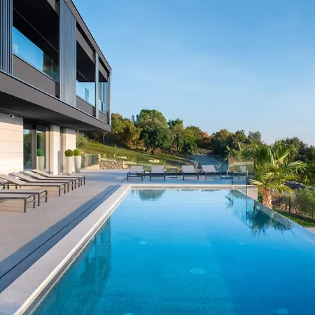 Panoramica: Luxury Seaside Retreat Near Labin-rabac Villa *